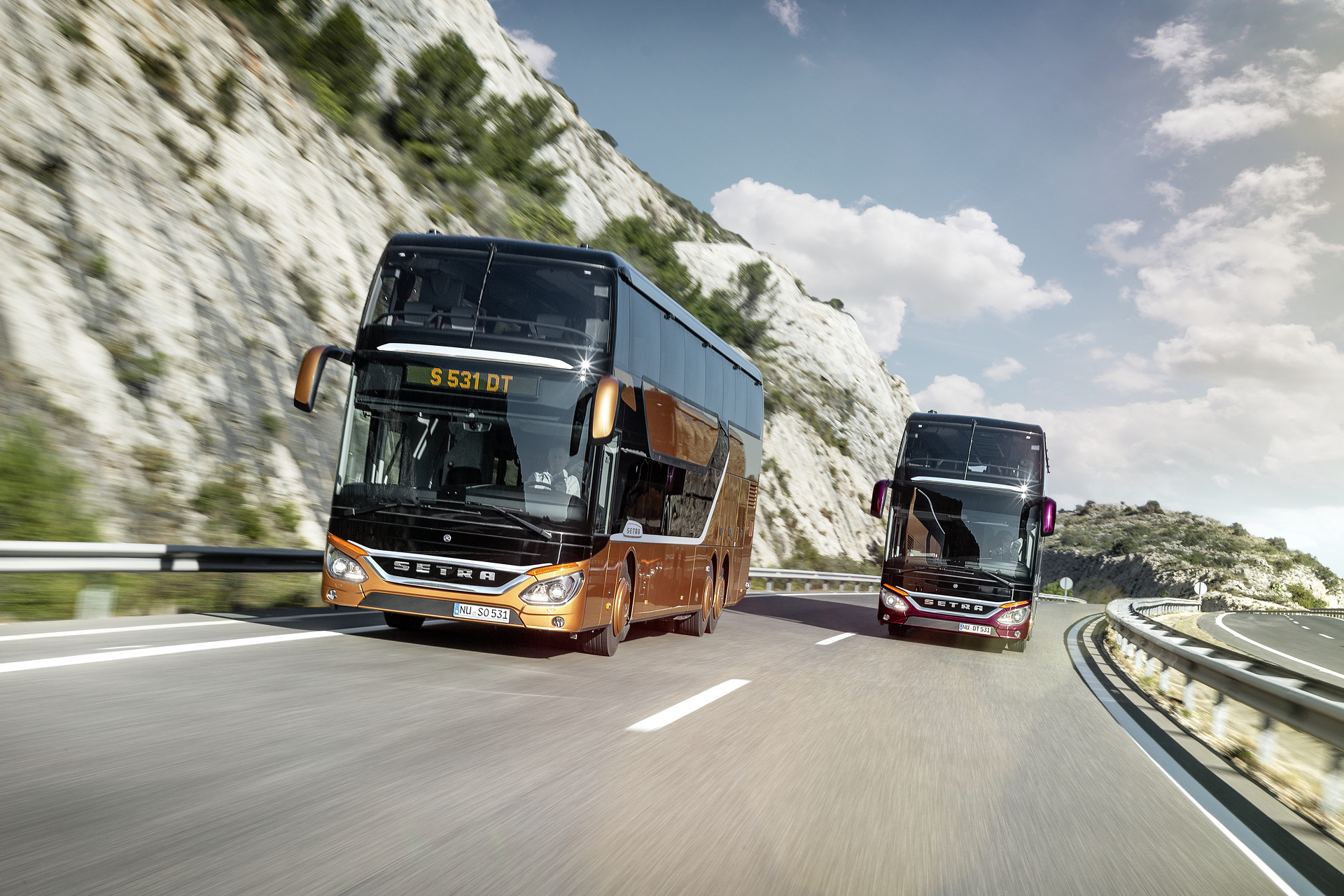 Daimler Buses auf der Messe Busworld Europe 2023 in Brüssel: Elektromobilität, Sicherheit und Nachhaltigkeit im Mittelpunkt