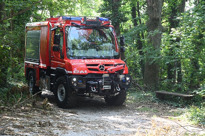 Für Gefahrenlagen gut gerüstet: Mercedes-Benz Special Trucks zeigt Einsatzfahrzeuge auf der Messe FIREmobil