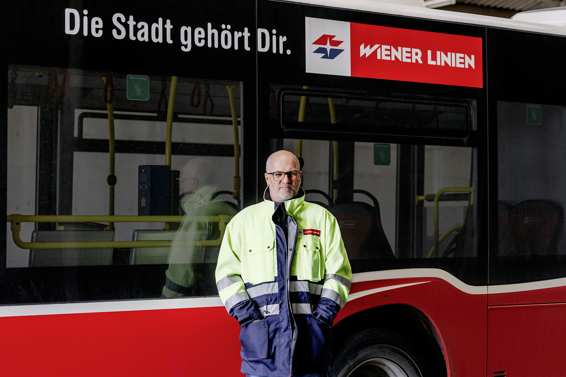 Wiener Linien GmbH & Co. KG arbeiten mit Omniplus On Data Packages, Gerhard Siegl, Referatsleiter Fahrzeugbeschaffung, technische Betreuung und Leiter der Versuchsgruppe Wiener Linien optimieren Flottenmanagement mit Omniplus On Data Packages