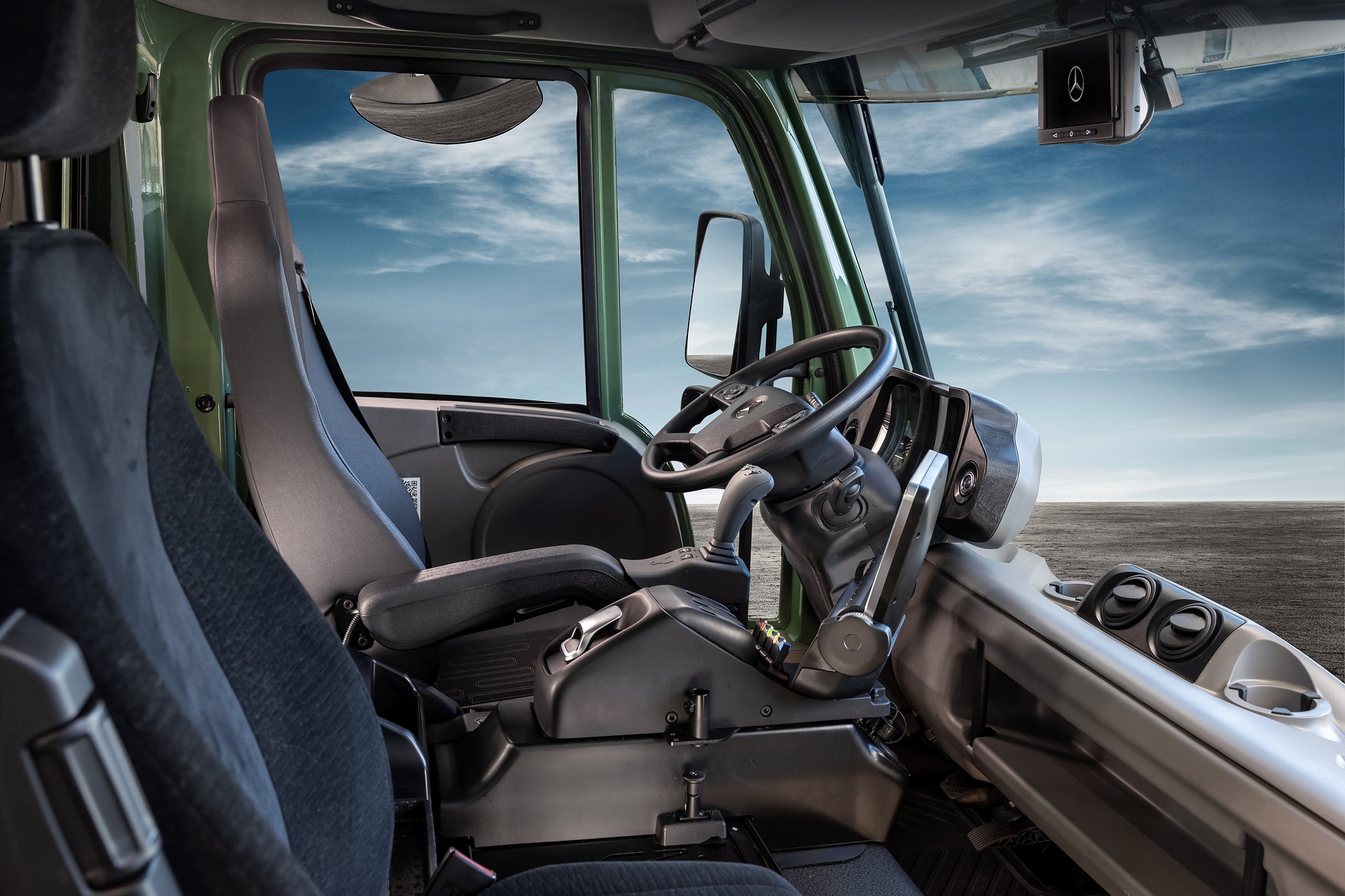 Neues Bediensystem UNI-TOUCH für Unimog Geräteträger Neues Bediensystem UNI-TOUCH für Unimog Geräteträger – Intuitiv, flexibel, ohne Schnickschnack