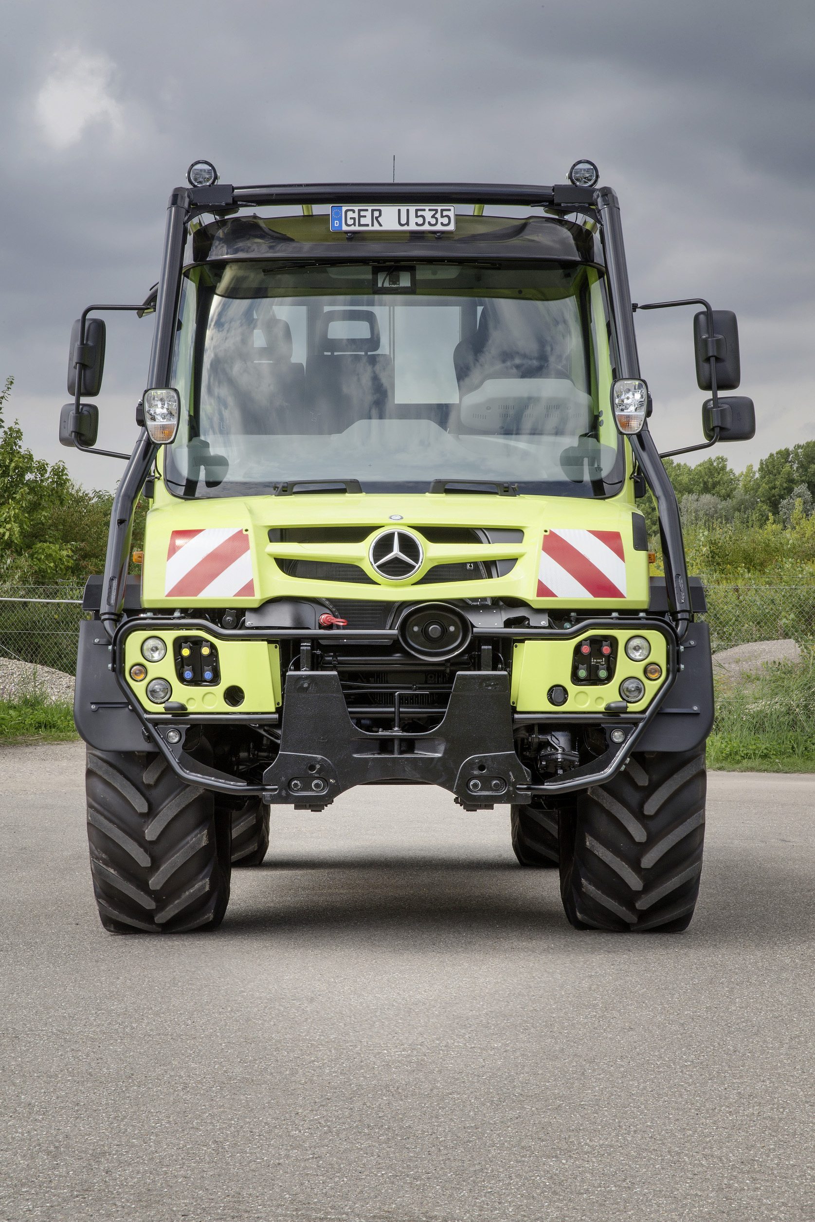 Unimog U 535 mit Traktor-Typenzulassung
Unimog U 535 mit Traktorzulassung wird auf der Agritechnica zu sehen sein