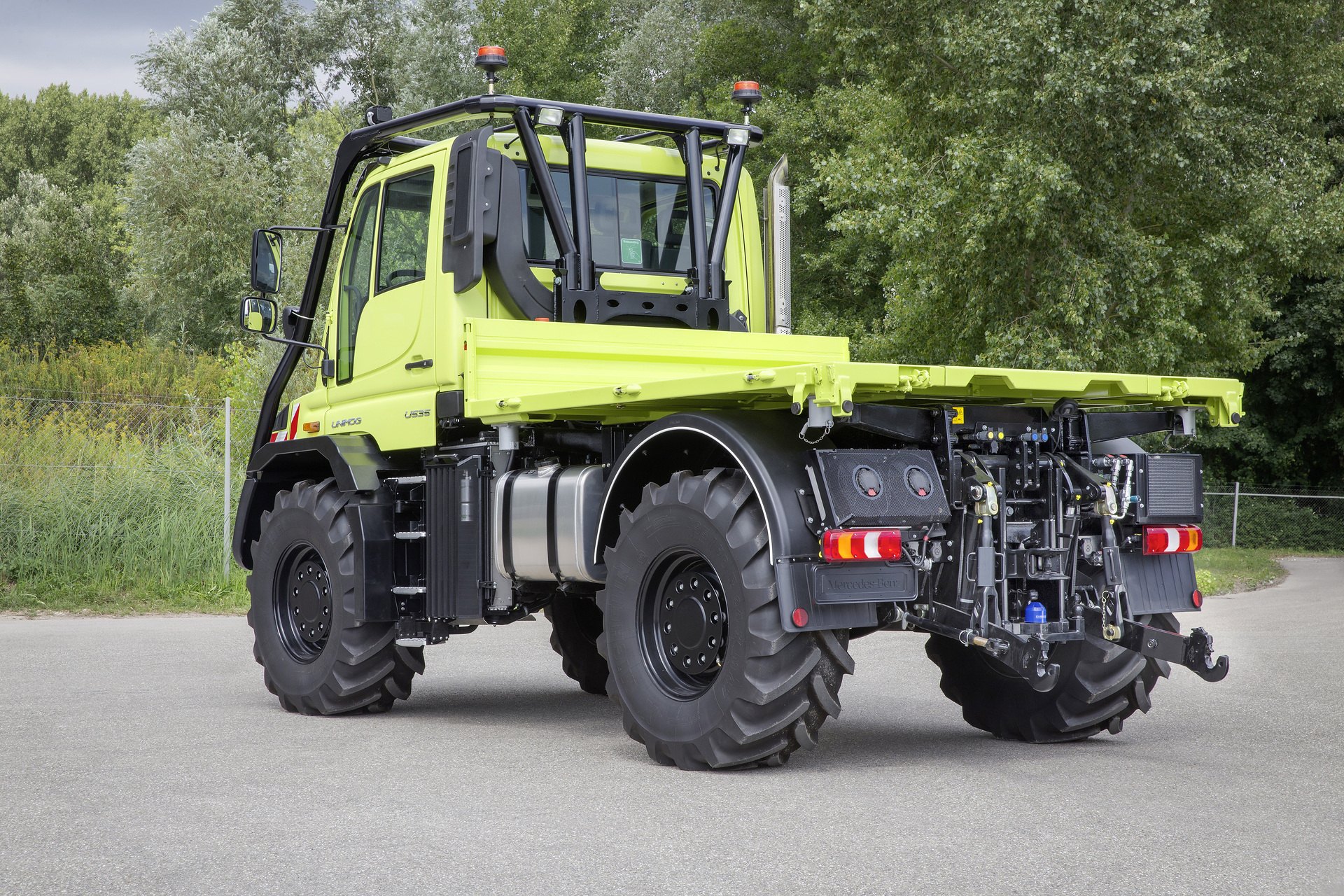 Unimog U 535 mit Traktor-Typenzulassung
Unimog U 535 mit Traktorzulassung wird auf der Agritechnica zu sehen sein