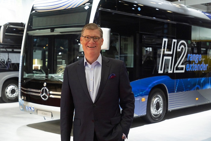 Daimler Buses: Bus industry can halve local CO2 emissions in Europe from 2030