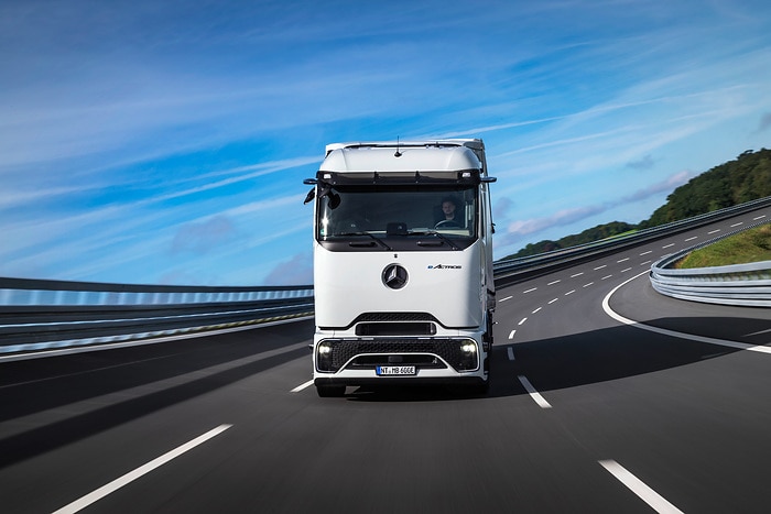 Mercedes-Benz Trucks celebrates world premiere of the battery electric long-haul truck eActros 600