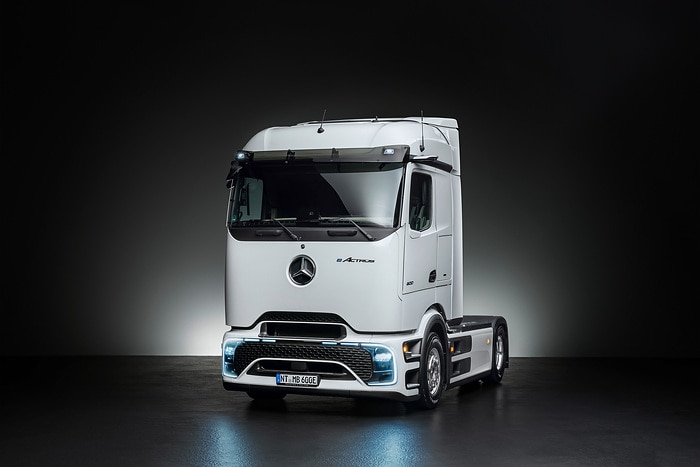 Mercedes-Benz Trucks celebrates world premiere of the battery electric long-haul truck eActros 600