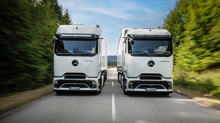 Mercedes-Benz Trucks feiert Weltpremiere des batterieelektrischen Fernverkehrs-Lkw eActros 600