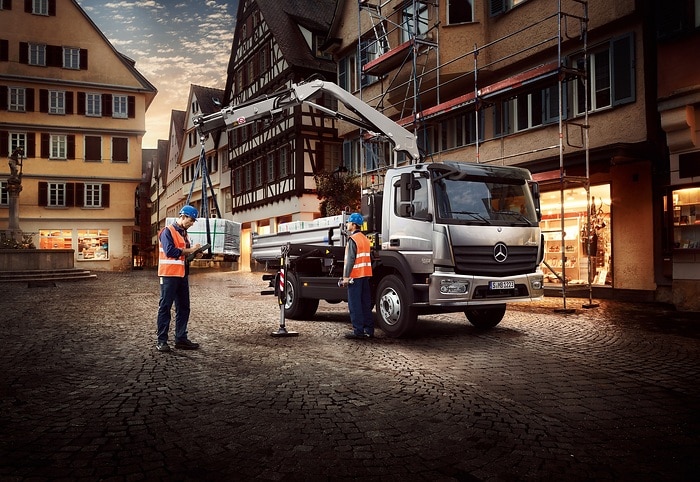 25 Jahre Mercedes-Benz Atego: ein Lkw so vielseitig wie die Transportaufgaben im Verteilerverkehr