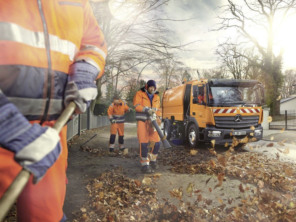 25th anniversary of the Mercedes-Benz Atego: A truck as versatile as the transport tasks in distribution haulage