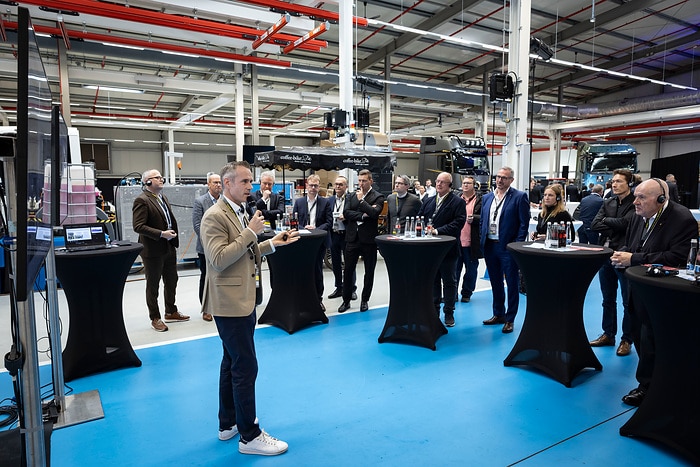 Höhepunkt des Jubiläumsjahres im Mercedes-Benz Werk Wörth: 60 Jahre Tradition – Transformation – Zukunft