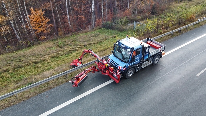 Mercedes-Benz Special Trucks macht Dampf bei der Entwicklung eines Unimog Versuchsfahrzeugs mit Wasserstoff-Verbrennungsmotor