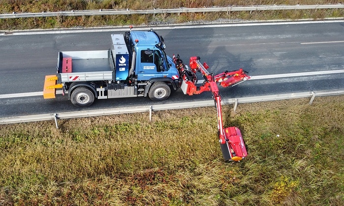 Mercedes-Benz Special Trucks macht Dampf bei der Entwicklung eines Unimog Versuchsfahrzeugs mit Wasserstoff-Verbrennungsmotor