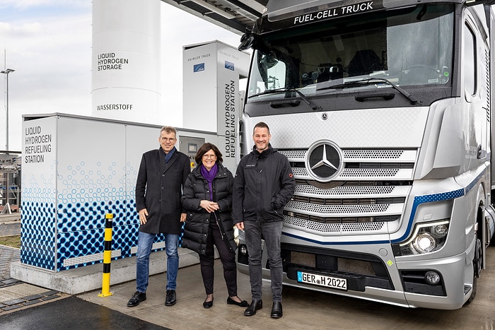 Sicher, schnell und einfach: Daimler Truck und Linde setzen mit sLH2-Technologie neuen Standard für Flüssigwasserstoff-Betankung