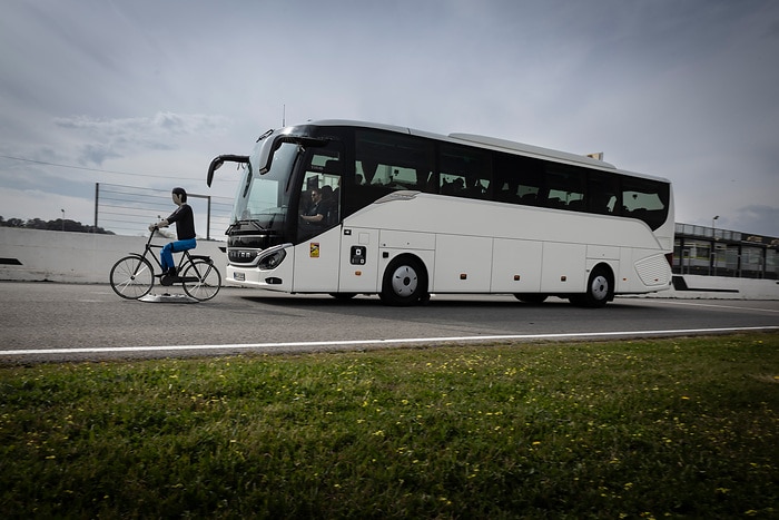 Daimler Buses demonstrates modern safety and drive systems under real-life conditions