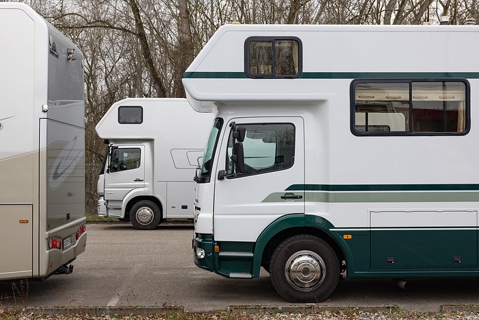 Griff nach den Sternen: Super-Reisemobile zu Gast im Lkw-Werk Wörth von Daimler Truck