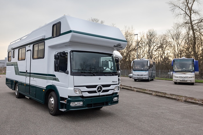 Griff nach den Sternen: Super-Reisemobile zu Gast im Lkw-Werk Wörth von Daimler Truck