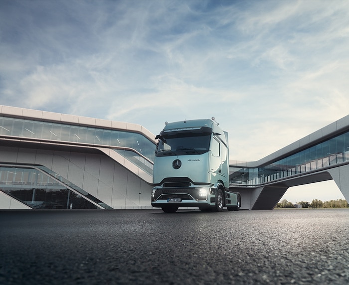 Noch mehr Effizienz auf der Straße: Der neue Actros L von Mercedes-Benz Trucks mit futuristischer ProCabin, noch besserer Aerodynamik und innovativen Assistenzsystemen