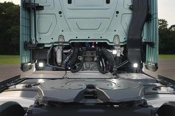 Even more efficiency on the road: The new Actros L from Mercedes-Benz Trucks with its futuristic ProCabin, even better aerodynamics and further optimized assistance systems