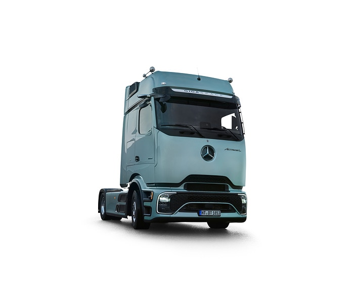 Even more efficiency on the road: The new Actros L from Mercedes-Benz Trucks with its futuristic ProCabin, even better aerodynamics and further optimized assistance systems