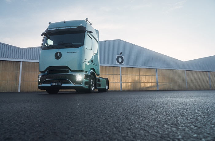 Even more efficiency on the road: The new Actros L from Mercedes-Benz Trucks with its futuristic ProCabin, even better aerodynamics and further optimized assistance systems