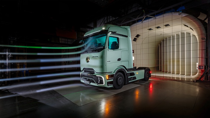 Noch mehr Effizienz auf der Straße: Der neue Actros L von Mercedes-Benz Trucks mit futuristischer ProCabin, noch besserer Aerodynamik und innovativen Assistenzsystemen