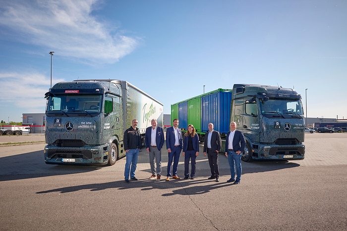 Start of eActros 600 customer testing – Contargo and Remondis take over first electric trucks