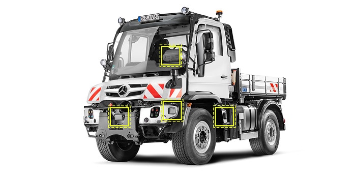 Equipped for mowing, cutting, clearing and spreading: Mercedes-Benz Trucks with Unimog and electric trucks at IFAT 2024