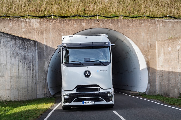 Mercedes-Benz Trucks schickt eActros 600 auf größte Erprobungsfahrt der Unternehmensgeschichte