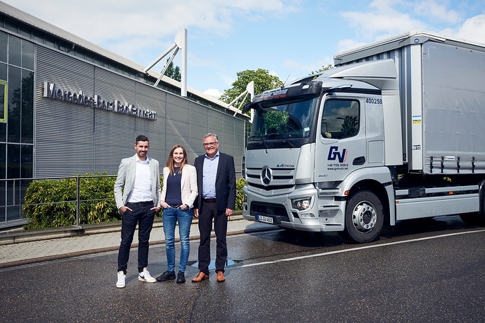 Mercedes-Benz Group AG is using the eActros to electrify its logistics between Bad Cannstatt and Sindelfingen