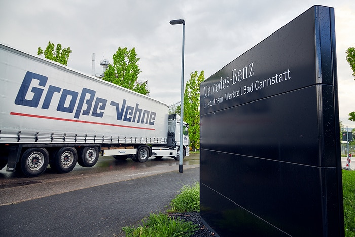 Mercedes-Benz Group AG is using the eActros to electrify its logistics between Bad Cannstatt and Sindelfingen