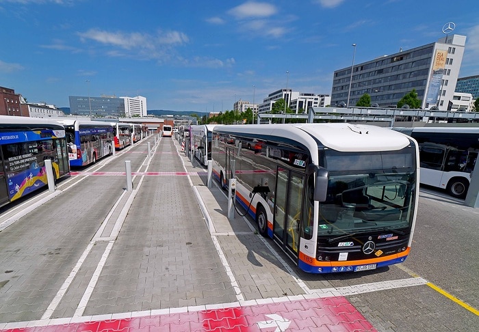 Daimler Buses and ESWE Verkehrsgesellschaft celebrate completion of electrified e-bus depot