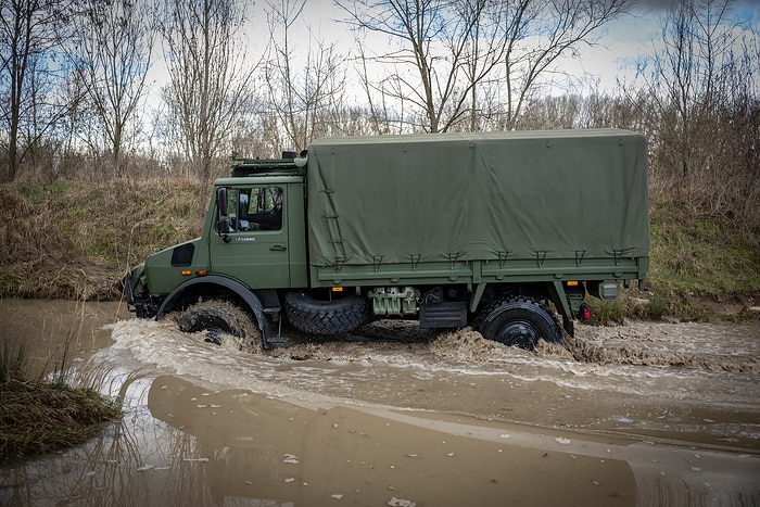 Mercedes-Benz Special Trucks erweitert Defence- Portfolio: vierachsiger Zetros mit Allradantrieb erstmals auf der Eurosatory zu sehen