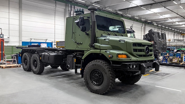 Mercedes-Benz Special Trucks stattet Fahrzeuge mit gepanzerter Fahrerkabine ab Werk aus