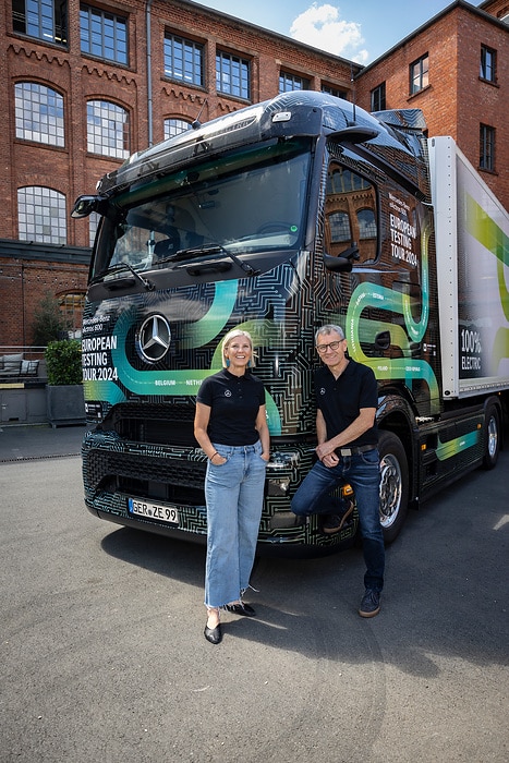 Starting signal for battery-electric mega trip:  eActros 600 on its way to the northernmost and southernmost points in Europe