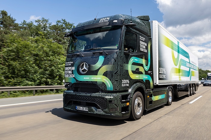Starting signal for battery-electric mega trip:  eActros 600 on its way to the northernmost and southernmost points in Europe