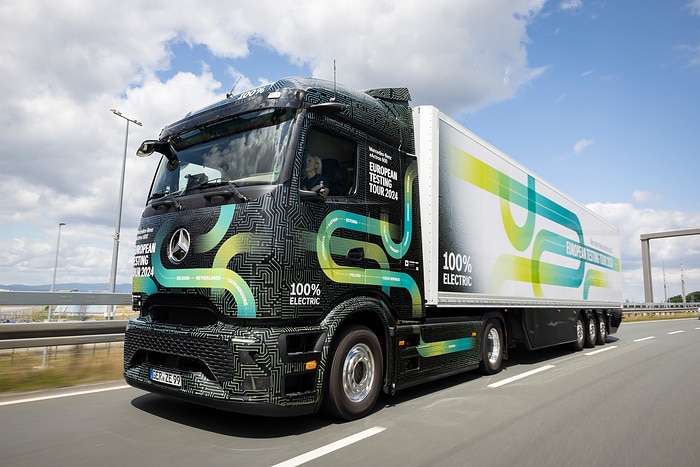 Starting signal for battery-electric mega trip:  eActros 600 on its way to the northernmost and southernmost points in Europe