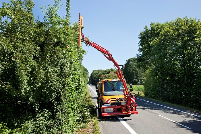 Profis im Forst: Neun Mercedes Benz Unimog zeigen ihr Können auf der KWF-Tagung in Schwarzenborn