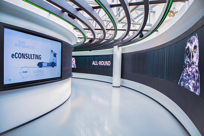 Mercedes-Benz Trucks opens eActros 600 Experience World at its Customer Center in Wörth