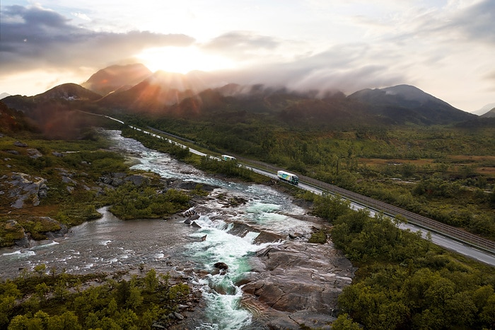 Electric European tour: eActros 600 test trucks complete the northernmost leg of the journey