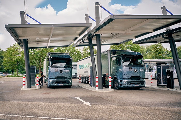 Mercedes-Benz eActros 600 Driving Experience