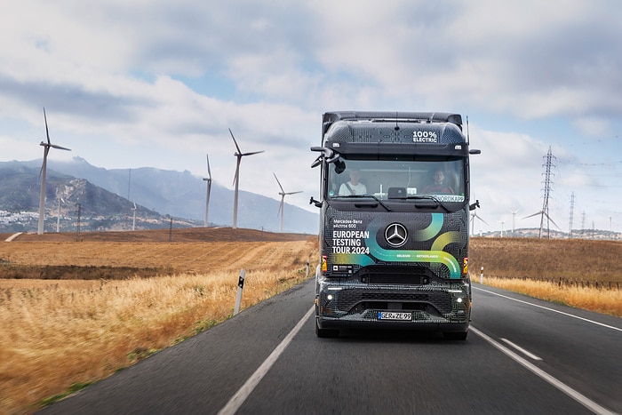 All-electric through Europe: eActros 600 test trucks reach southernmost checkpoint of Tarifa