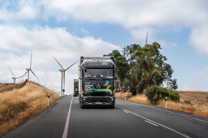 All-electric through Europe: eActros 600 test trucks reach southernmost checkpoint of Tarifa