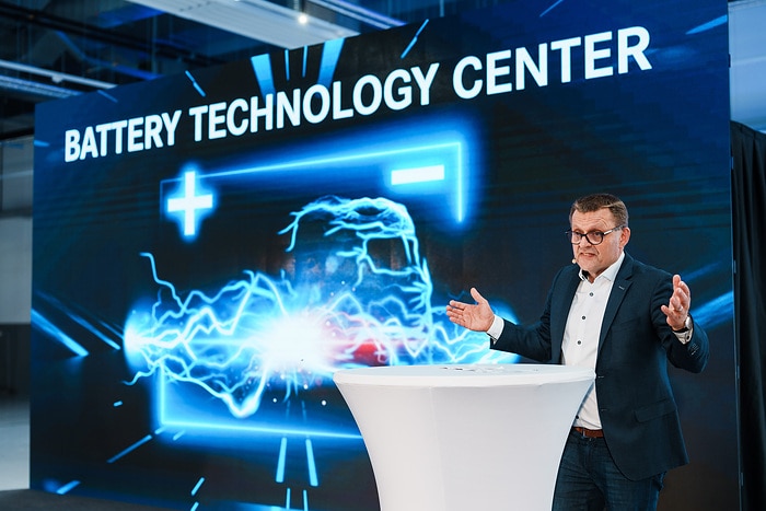 Battery Technology Center officially opened at the  Mercedes-Benz plant in Mannheim - series assembly of  the next battery generation at the site