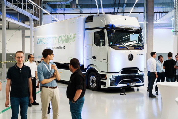 Battery Technology Center officially opened at the  Mercedes-Benz plant in Mannheim - series assembly of  the next battery generation at the site
