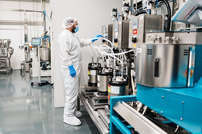 Battery Technology Center officially opened at the  Mercedes-Benz plant in Mannheim - series assembly of  the next battery generation at the site