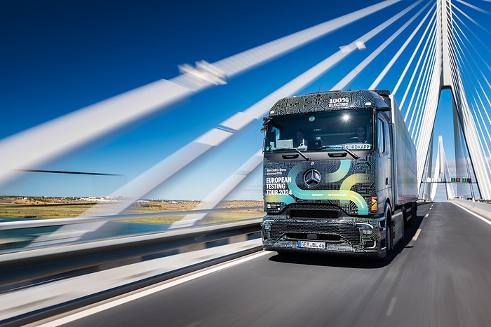 Vollelektrisch durch Europa: eActros 600 Test-Trucks erreichen südlichstes Etappenziel Tarifa
