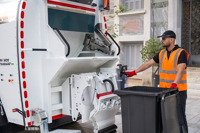 FUSO eCanter cleans up: 89 battery-electric trucks collect waste in Athens and Thessaloniki