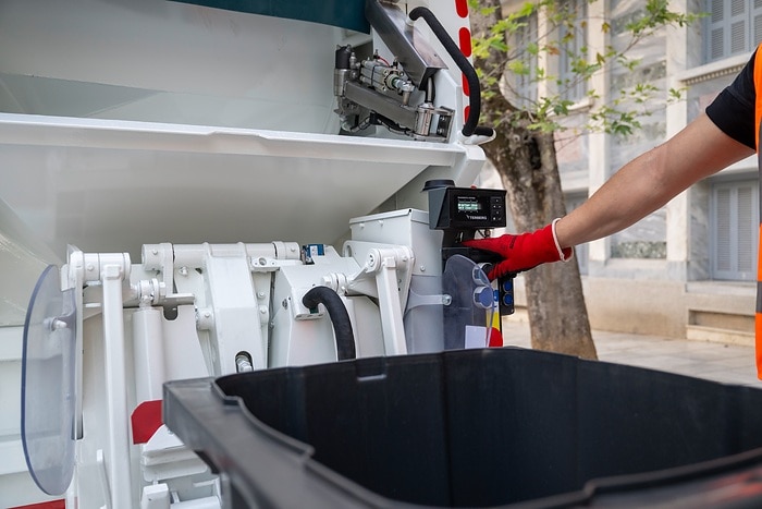 FUSO eCanter cleans up: 89 battery-electric trucks collect waste in Athens and Thessaloniki