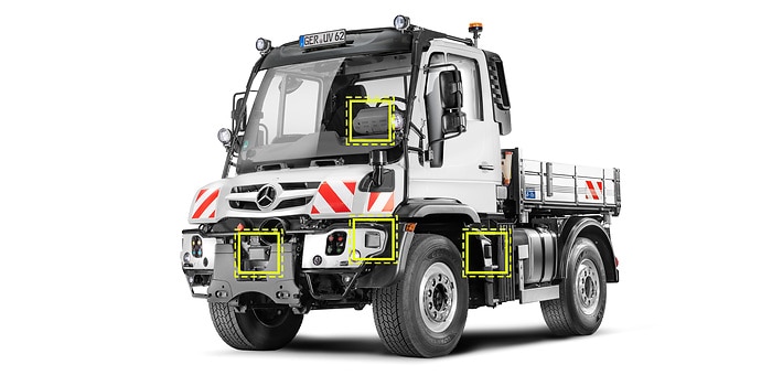 Unimog auf der GaLaBau 2024: Neue Systeme für die moderne Straßenunterhaltung