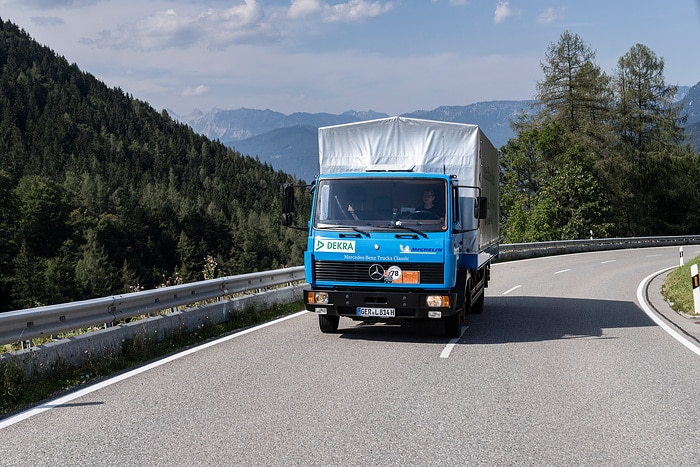 Anniversary tour: Eight truck and bus legends from Mercedes-Benz and Setra at the 20th Germany tour for historic commercial vehicles