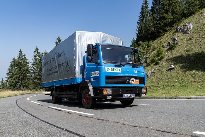 Anniversary tour: Eight truck and bus legends from Mercedes-Benz and Setra at the 20th Germany tour for historic commercial vehicles